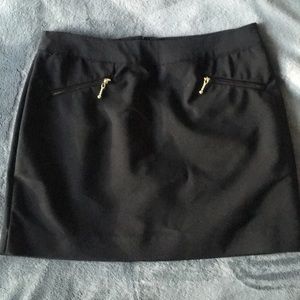 H$M mini skirt